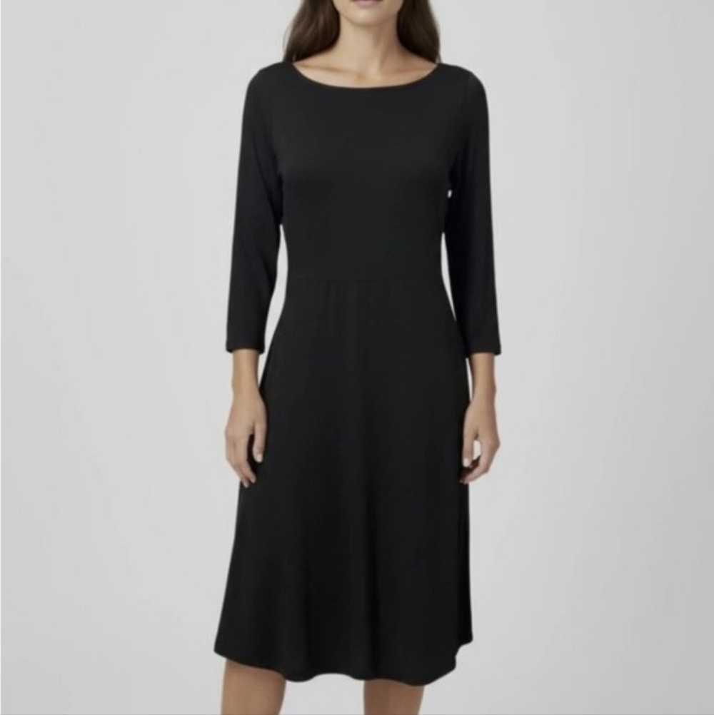 Eileen Fisher Classic Black Long Sleeve Dress.‎ Size M